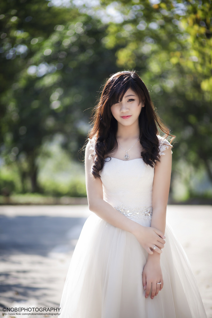 女保险公司推销员4